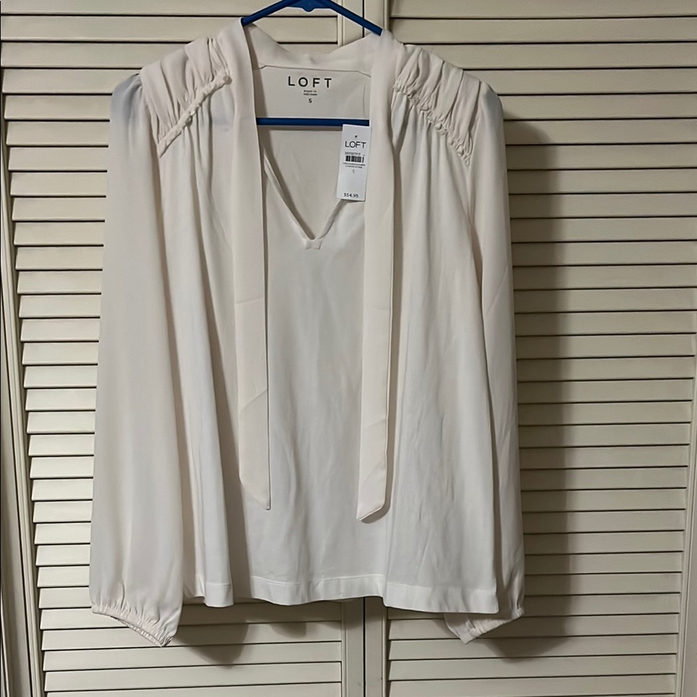 LOFT Women's Elegant White Blouse